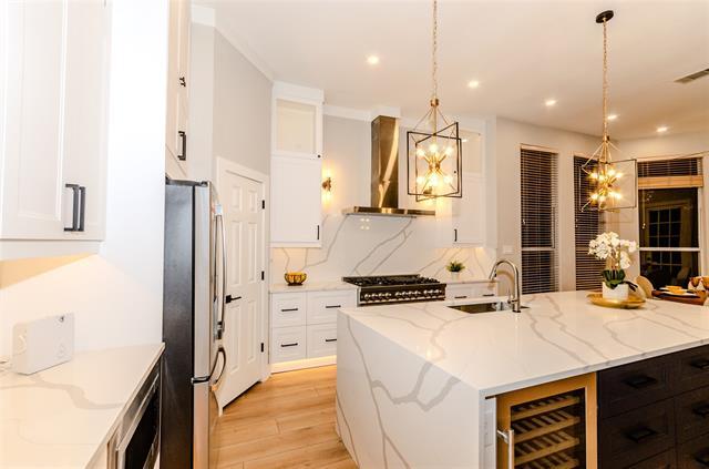 Foto del edificio - 905 Rolling Meadows Ct