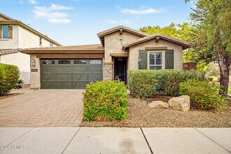 Building Photo - 3432 E Strawberry Dr