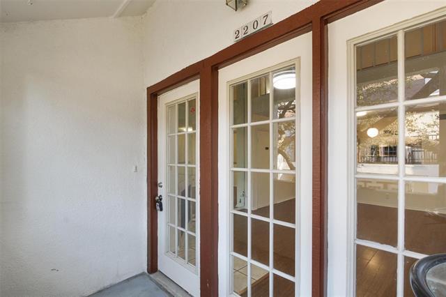 Foto del edificio - 13215 Emily Rd