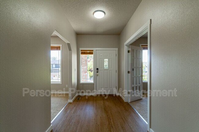 Foto del edificio - 4505 NW 9th Cir