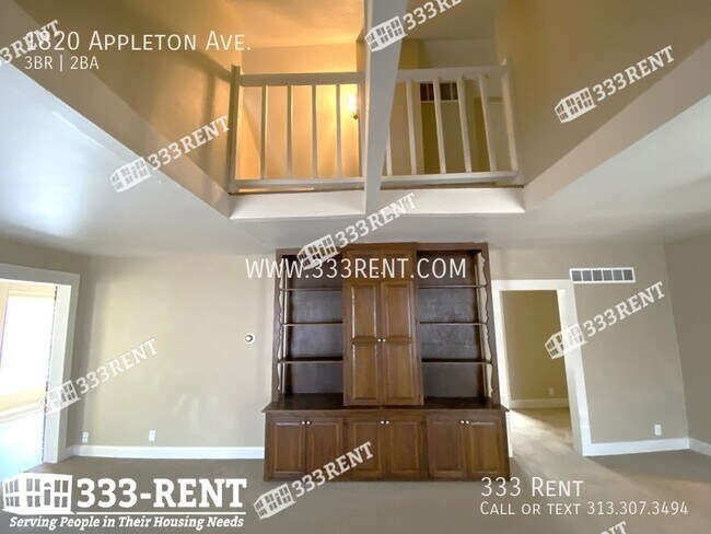 Building Photo - 1820 S Appleton Ave