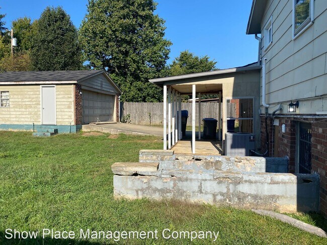Building Photo - 3 br, 2 bath House - 952 Lily Dr