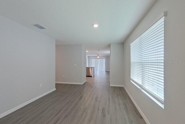 Building Photo - 8585 SW 44th Terrace