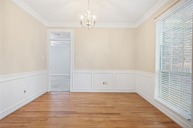 Building Photo - 13135 Finch Brook Dr
