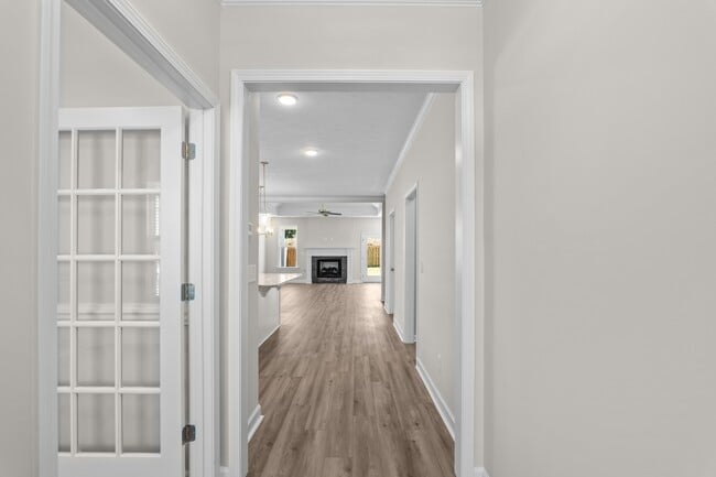 Foto del edificio - 8132-8132 Snelling Dr