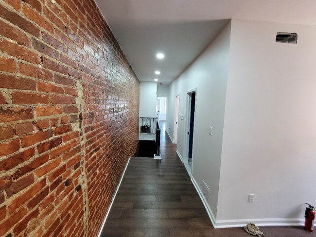 Photo - 705 S 52nd St Apartment