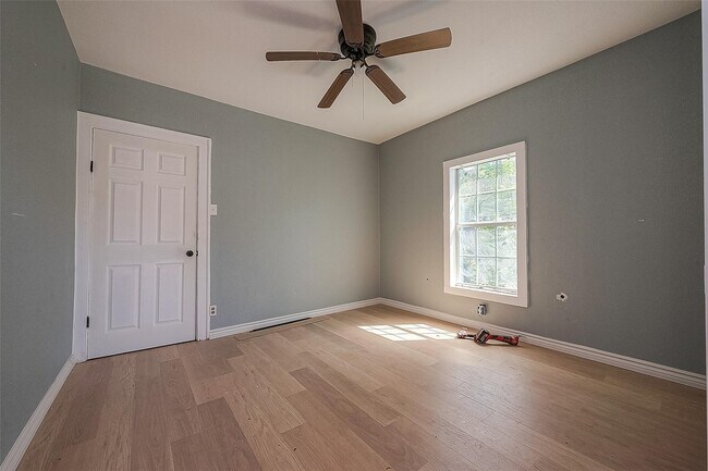Foto del edificio - 4704 Farmer St