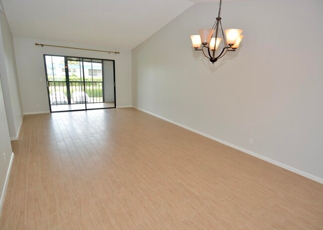 Building Photo - 15451  Pembridge Drive 225 Delray Beach Fl...