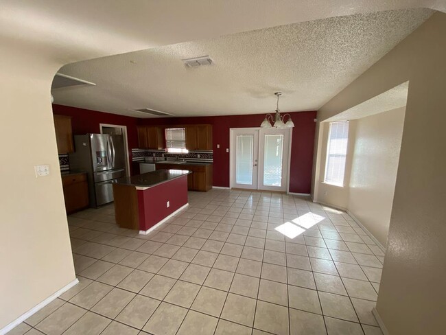 Building Photo - 4419 Casa Blanca Dr