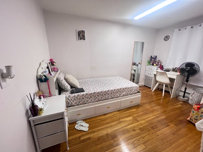 Photo - 35 Montvale Ave Apartment