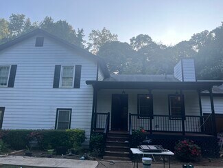 Building Photo - 858 Georgetown Dr