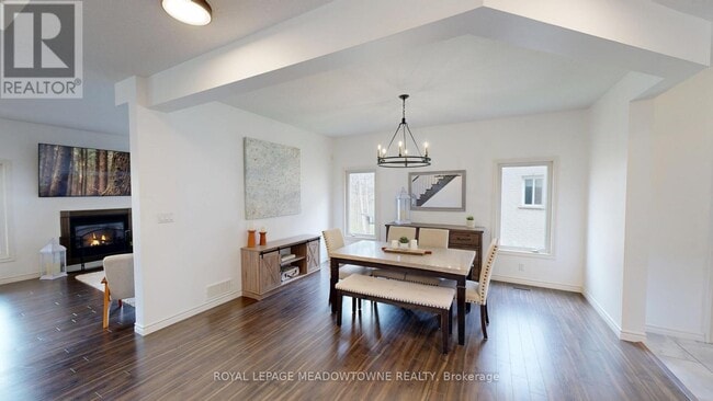 Building Photo - 30 Jacklin Court