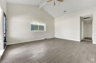 Building Photo - 405 S Las Vegas Trail
