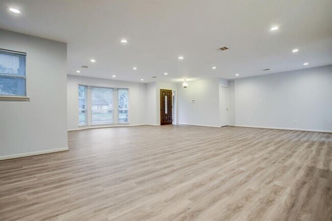 Foto del edificio - 5307 Jason St