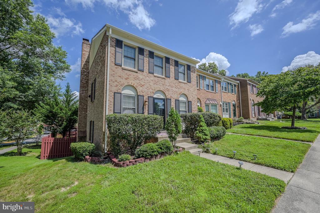 Primary Photo - 11327 Cromwell Ct