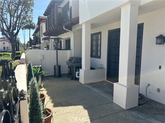 Foto del edificio - 415 E Bougainvillea Ln