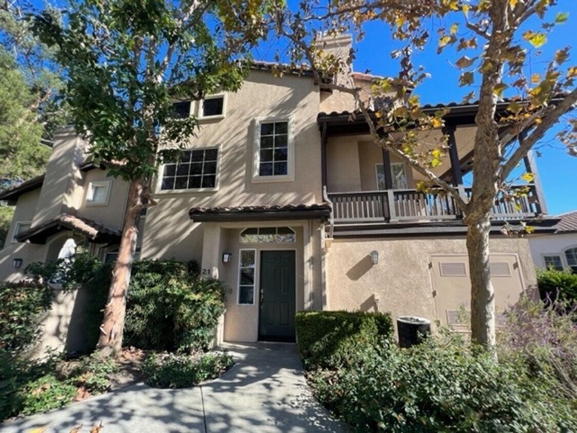 21 Tierra Seguro, Rancho Santa Margarita, CA 92688 Condo for Rent in
