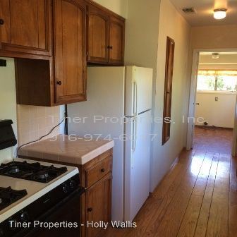 Building Photo - 817 El Encino Way