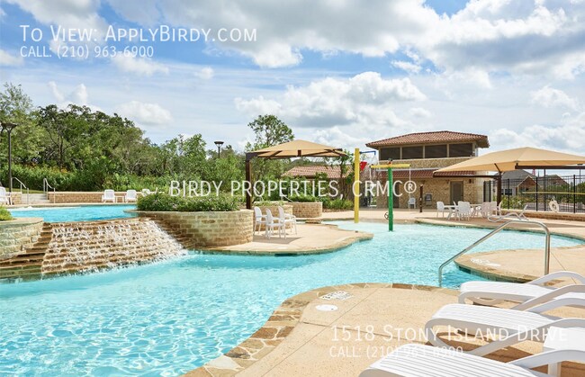 Foto del edificio - 1.5 Story 3 Bedroom Property in The Crossi...