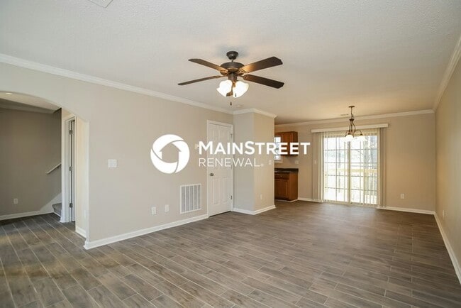Building Photo - 2 Bedroom Pet-Friendly Home in CARTERSVILL...