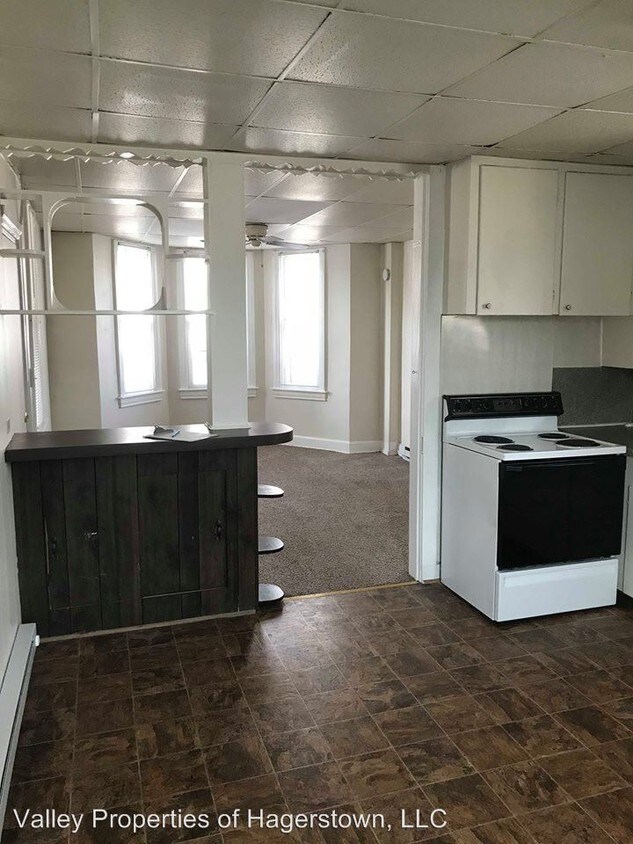 Primary Photo - 514 N Mulberry St