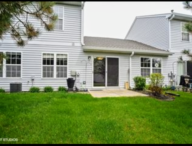 Foto del edificio - 1415 W Split Oak Cir