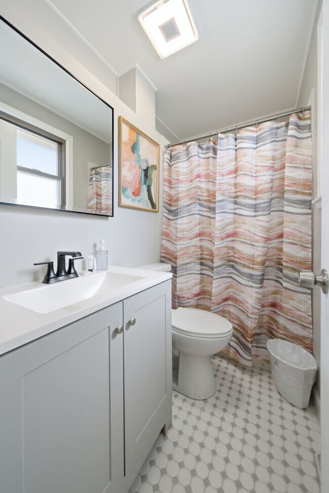 Foto del edificio - 12800 Terrace Ln