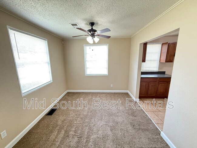 Foto del edificio - 4350 Dunn Ave