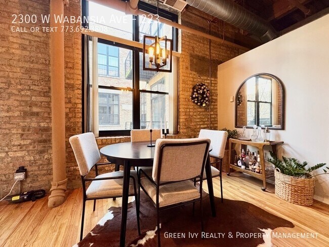 Foto del edificio - 2300 W Wabansia Ave