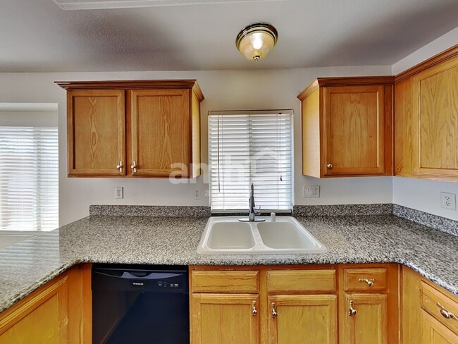 Foto del edificio - 7534 Tuckaway Harbor St