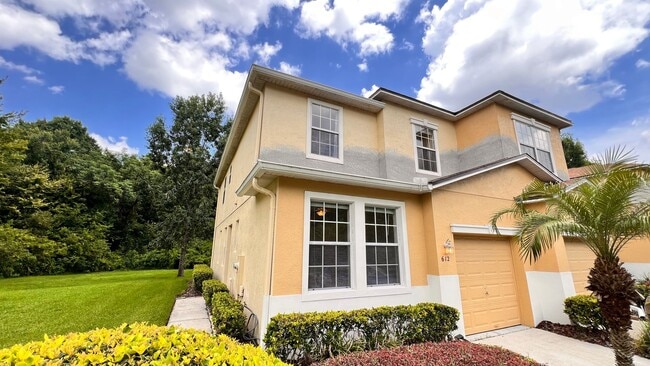Building Photo - Hidden Gem on a Cul-de-Sac: Elegant End-Un...