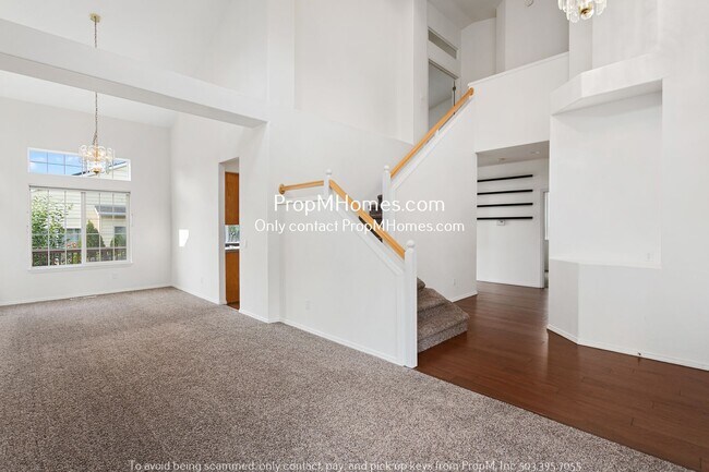 Foto del edificio - Beautiful Four Bedroom Home In NW Bethany!