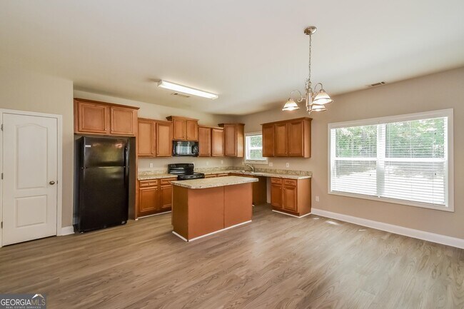 Building Photo - 5571 Hickory Stone Dr