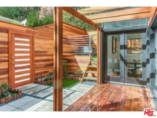 Foto del edificio - 8763 Lookout Mountain Ave