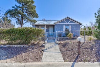 Building Photo - 639 Dameron Dr