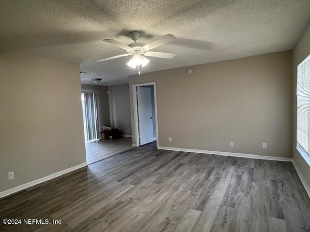Building Photo - 6230 Toyota Dr