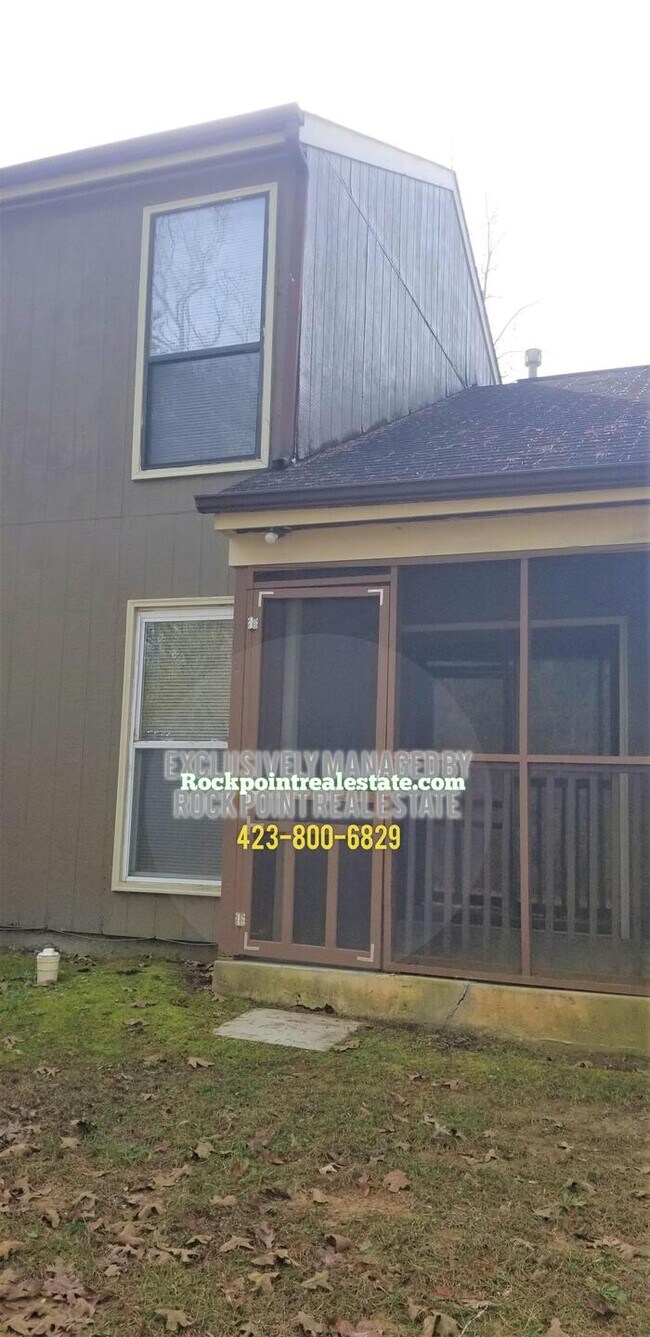 Building Photo - Great Townhome in Hixson!