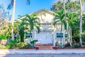 Building Photo - 310 N Ocean Breeze