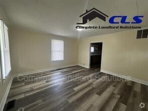 Building Photo - 1725 N 30th St