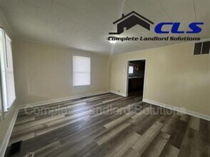 Building Photo - 1725 N 30th St