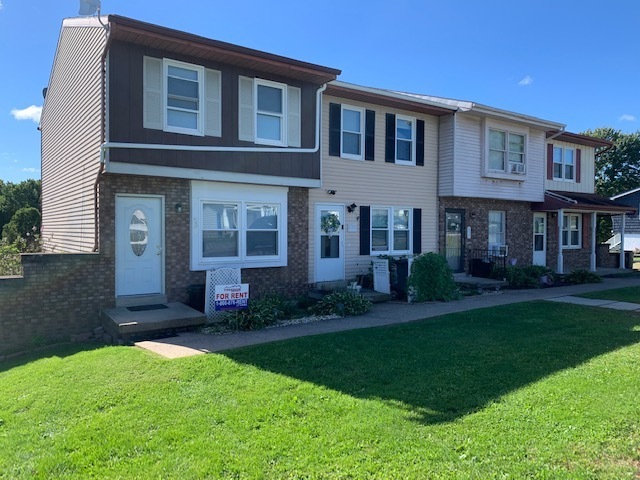 Primary Photo - 2 Bedroom Townhouse in Penn Farms.