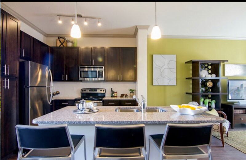Foto principal - 2200 Bloods Grove Cir