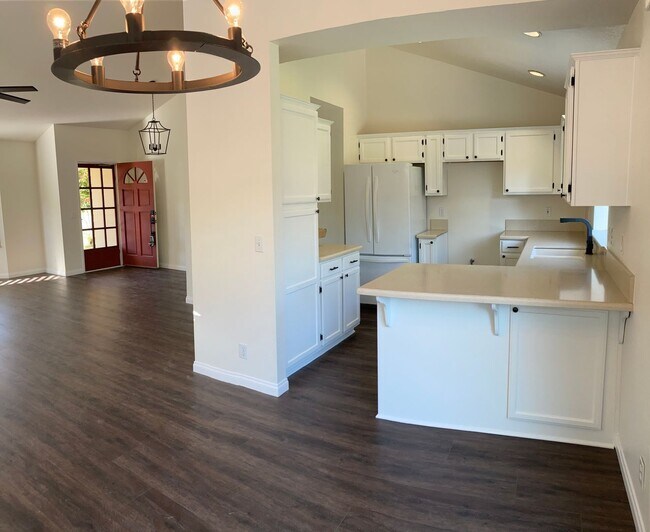 Foto del edificio - Charming Los Alamos Home