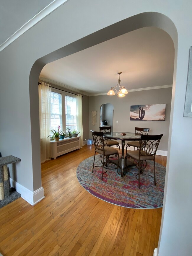 Dinning Room - 144 Whitman Ave