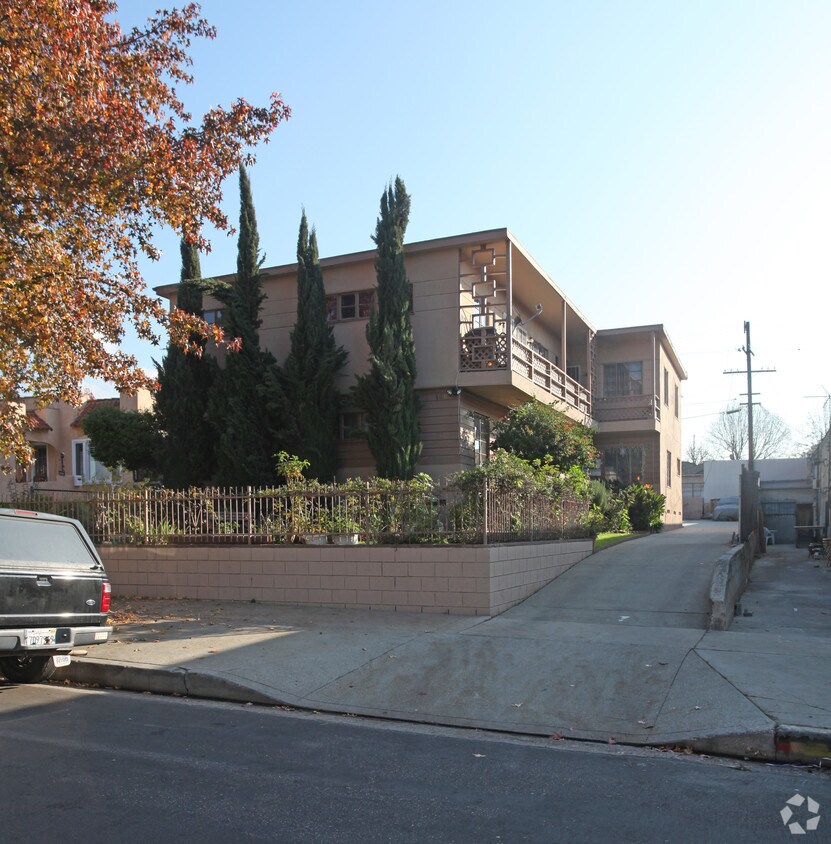 Foto principal - 1408 Armadale Ave
