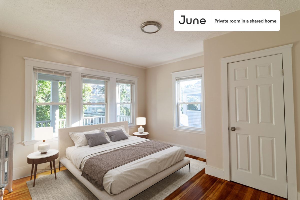 Room in Shared 6 bed/2 bath home - Room in Shared 6 bed/2 bath home