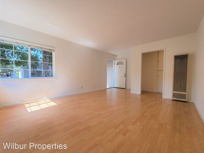Building Photo - 1858 Latham St