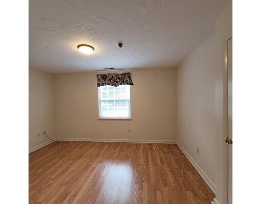 Building Photo - 93 Erin Rd