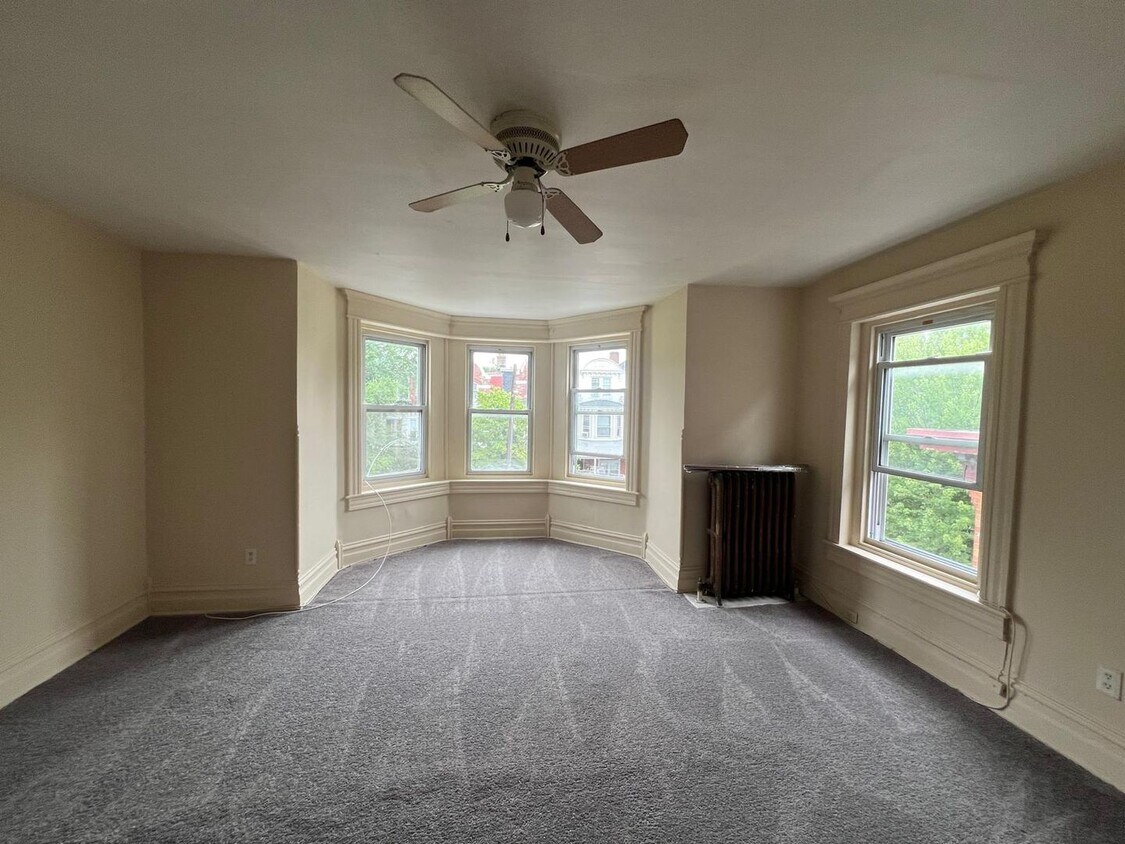 Primary Photo - Newly-Updated Two Bedroom Apartment