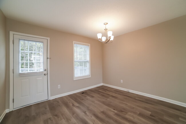 Building Photo - 161 Concorde Dr